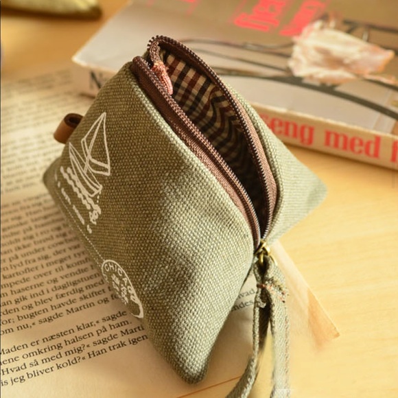 Coin Wallet Eiffel Tower boat canvas mini cute compact woman’s miniature purse - Picture 2 of 4